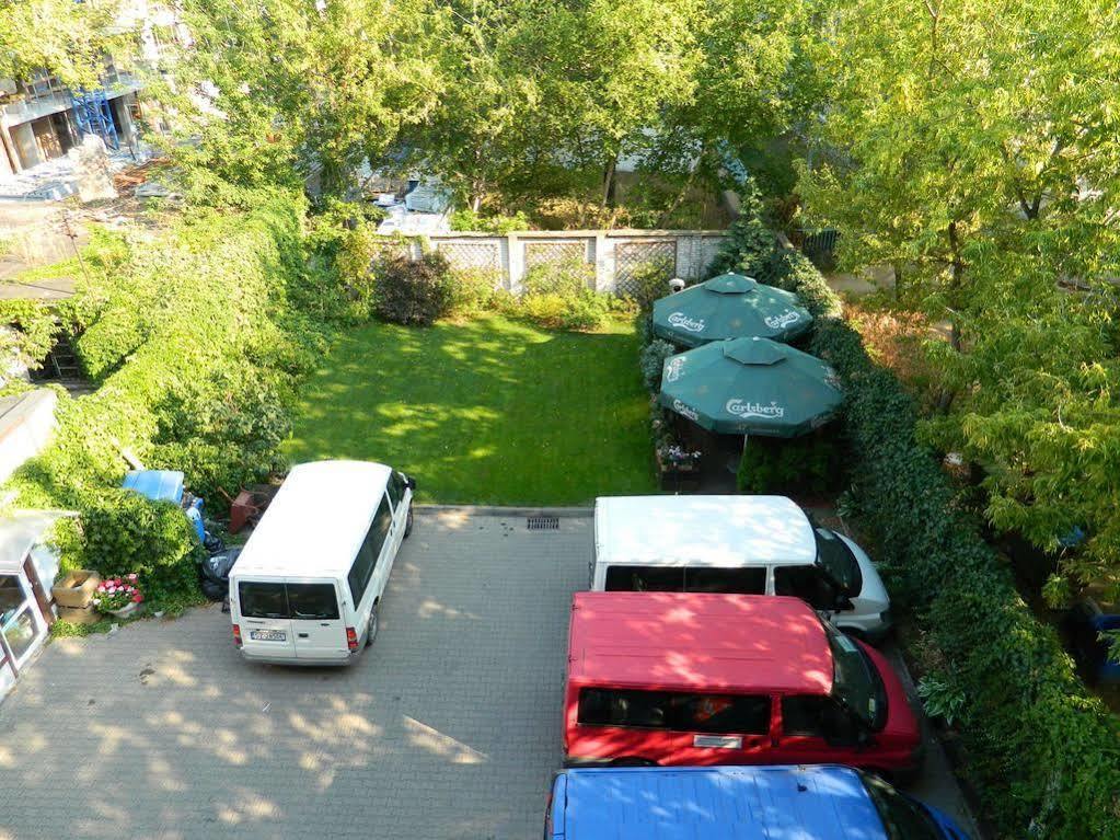 Hostel Krokodyl Warschau Exterior foto